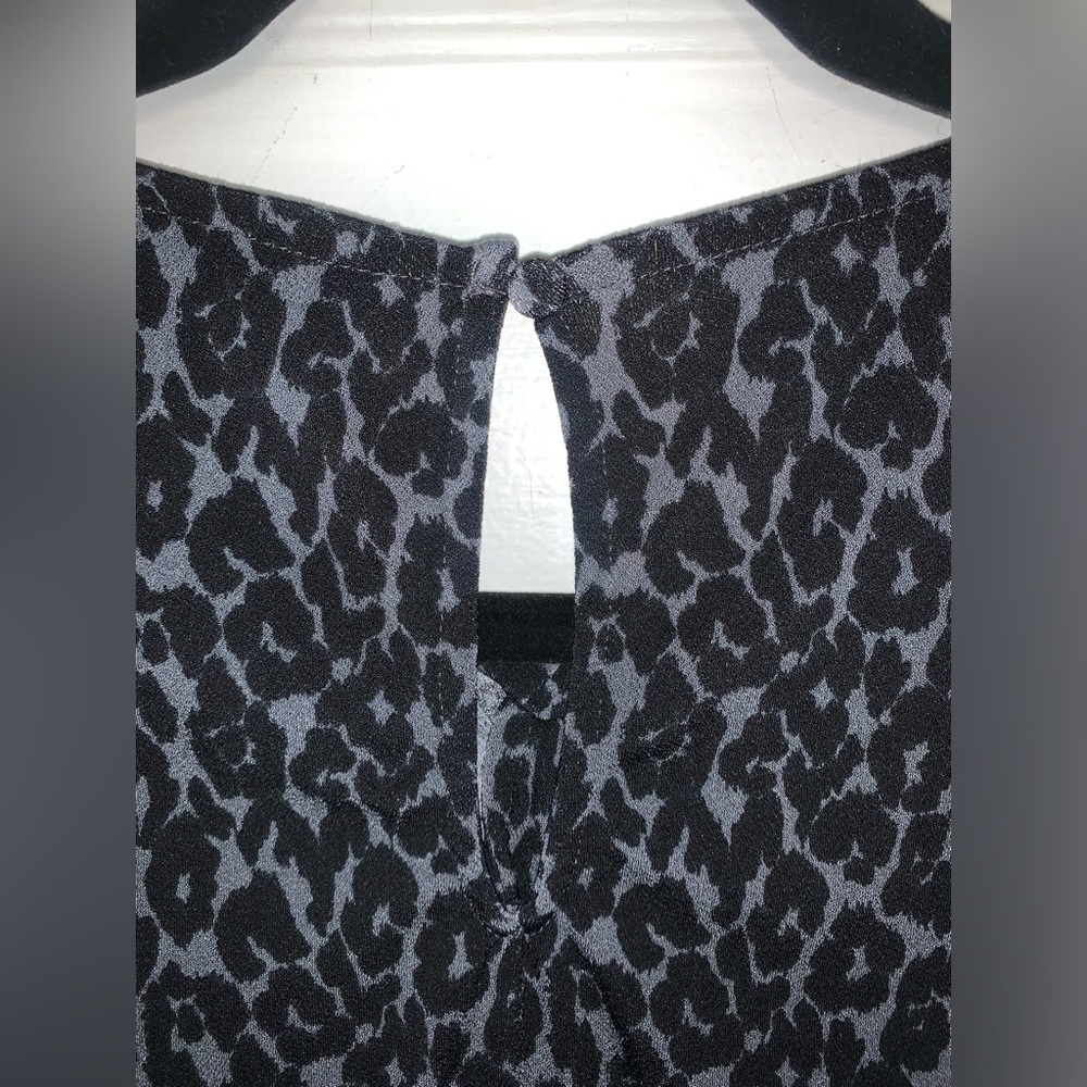 41 hawthorn black and gray leopard print sleeveless blouse size large - Picture 6 of 6